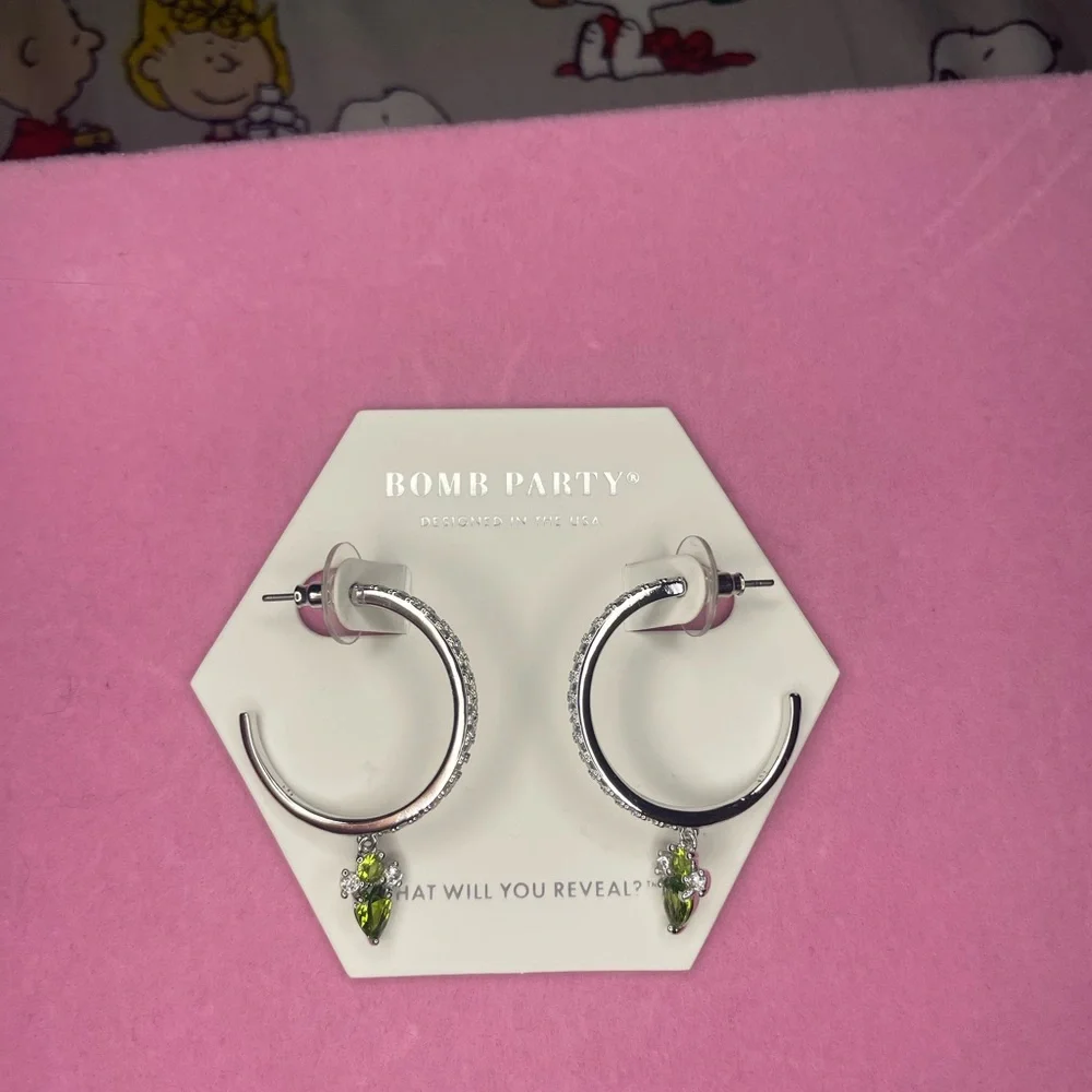 Earring bundle - Picture 3 of 8